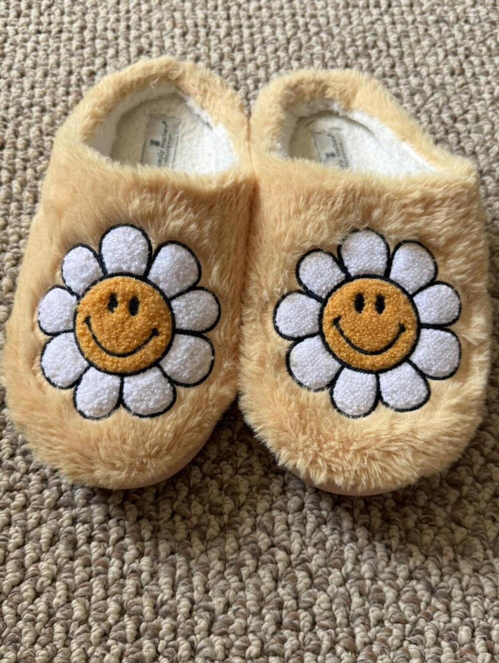 Yellow fuzzy daisy simply southern slippers